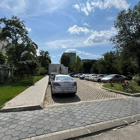 Central Garden Palace Iasi Exterior photo